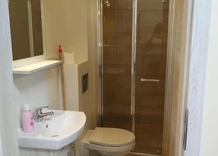 Pod Szyszka 500m Od Morza Lodge *